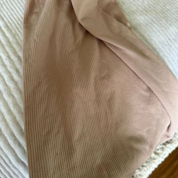 Free People Intimately XS cross v neck ribbed tank top - Picture 6 of 6